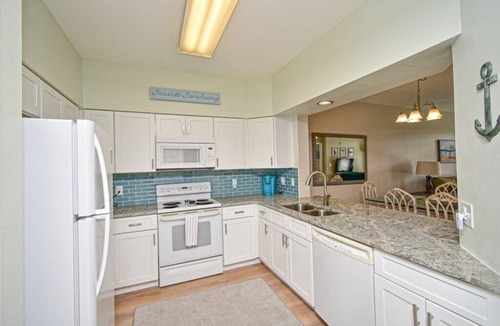 St. Augustine Beach Condo | Spacious 3BR in Gated Resort, Pool & Beach Steps Away