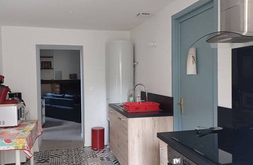 Saint-Yzans-de-Medoc House | Spacious village house 30 minutes from the ocean