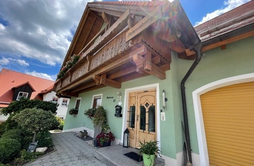 Neualbenreuth Apartment | Spacious vacation apartment on the first floor (60 sqm)