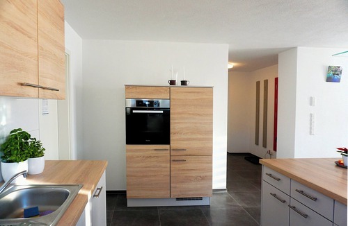 Blaubeuren Apartment | Spacious vacation apartment with terrace & 3 bedrooms on the Swabian Alb
