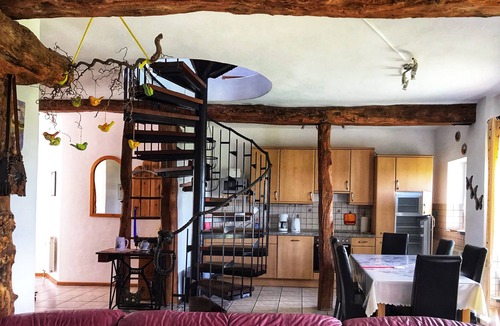 Kommern Apartment | Spacious vacation apartment with separate entrance and wonderful view
