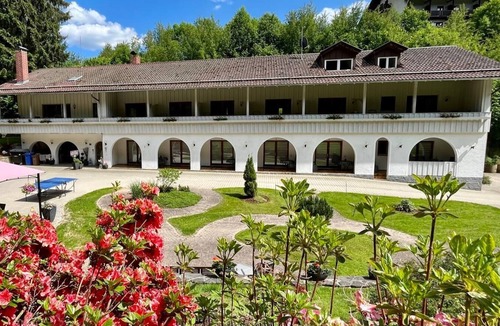Frathau Apartment | Spacious vacation apartment for 3 people with balcony