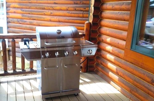 Emlenton Cabin | Spacious Vacation Rental Perfect for Family Reunions near Pittsburgh, Pennsylvania