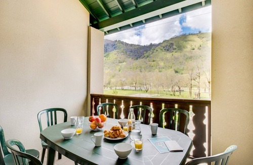 Peyragudes Apartment | Spacious Valley Stay for Seven