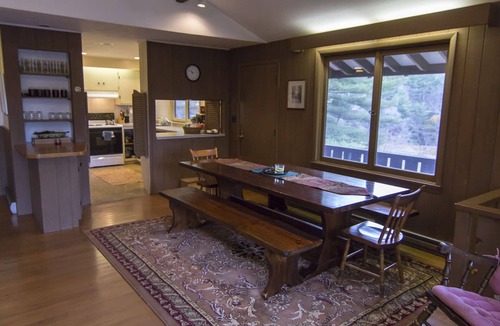 Londonderry Ski Chalet | Spacious Vermont Chalet Near Stratton Mountain Resort