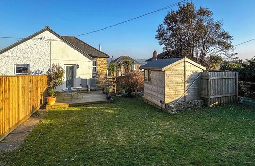 Lelant Cottage | Spacious Victorian villa with a substantial enclosed garden.