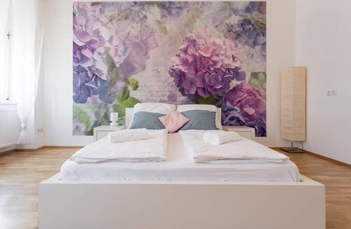 Favoriten Apartment | Spacious Vienna Central Station Residence