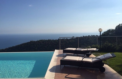 San Giacomo Villa | Spacious villa above Ventimiglia, close to Monaco, Cote d'Azur And San Remo