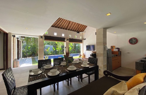 Petitenget Villa | Spacious Villa in Petitenget Top Location