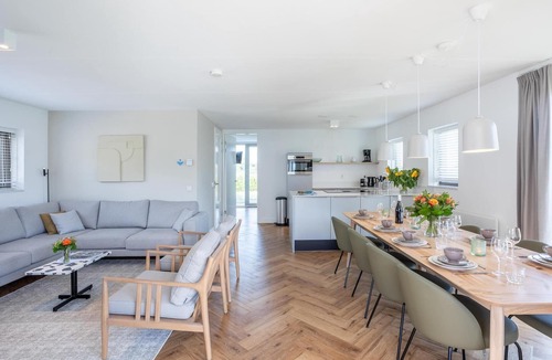 Noordwijk aan Zee Villa | Spacious villa on the North Sea