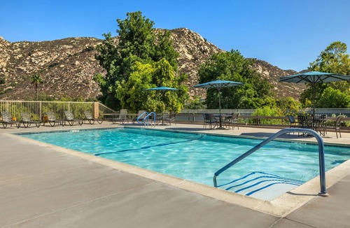 San Diego Country Estates Apartment | Spacious Villa w/Full Kitchen, Swimming Pools & Tennis Courts in Ramona