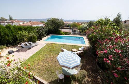 Catadau Villa | Spacious Villa w/Private Pool, Tennis Court & BBQ