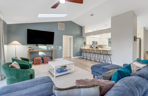 Marco Island Villa | Spacious Villa with Heated Pool, Golf, Game Room, Basketball, Bikes