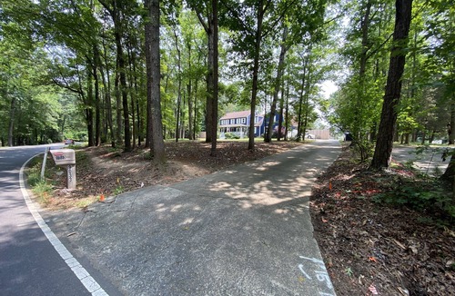 Provincetowne House | Spacious Villa with electric car charging port and large private backyard