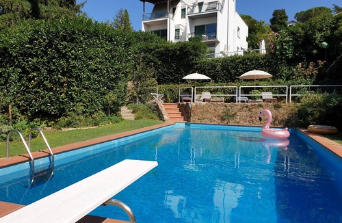 Formello Villa | Spacious villa with private pool Rome 20 minutes away overlooking national park
