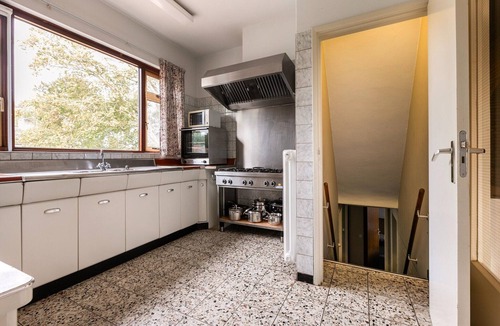 Herpen House | Spacious villa with private cinema, wellness