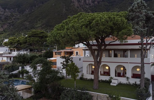 Malfa Villa | Spacious villa with terrace and pool. Sea views of Panarea and Stromboli.