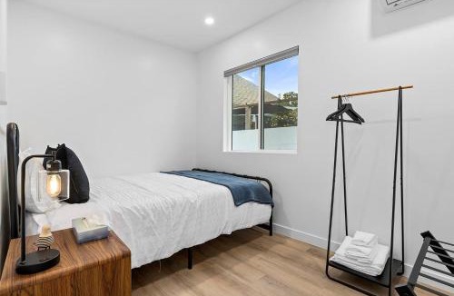 Los Angeles House | Spacious w/2BR 1bath - near DTLA East Los Angeles