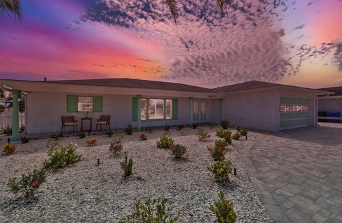 Apollo Beach House | Spacious waterfront home in Apollo Beach w/private swimming pool and boat dock.