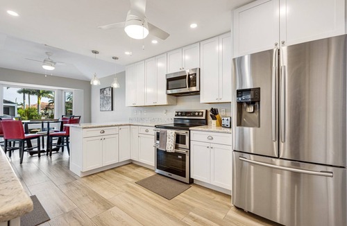 Marco Island Villa | Spacious Waterfront Villa Heated Pool Canal Walk to Beach Top Dining