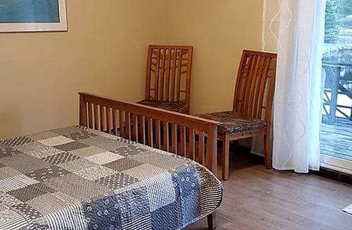 Carling House | Spacious Waterfront Cottage Rental for a Family-Friendly Getaway on Georgian Bay, Ontario