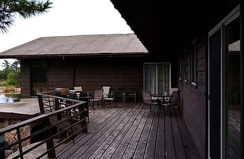 Carling House | Spacious Waterfront Cottage Rental for a Family-Friendly Getaway on Georgian Bay, Ontario