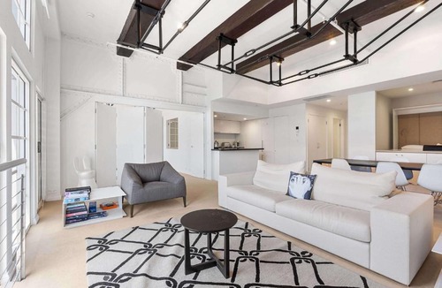 Woolloomooloo Apartment | Spacious Waterfront Luxury at Woolloomooloo Wharf