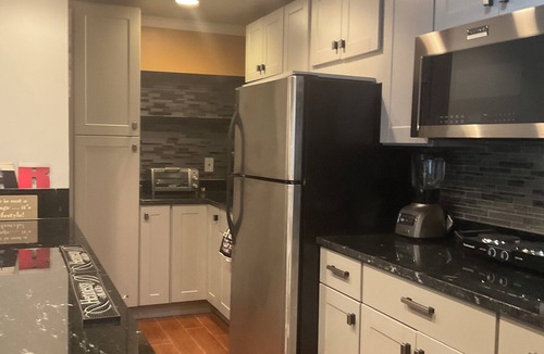 Woodmore Apartment | Spacious well decorated 2-bdrm private Lower Level apartment in enjoyable Bowie