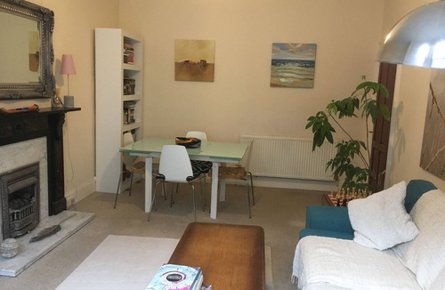 Merchiston Apartment | Spacious well located flat - perfect for group trips