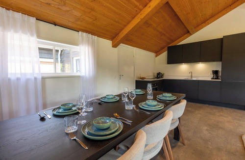 Otterlo House | Spacious wellness home for 6 guests with a private sauna and hot tub in the garden. Stylish, single-floor layout and designed for pure relaxation.