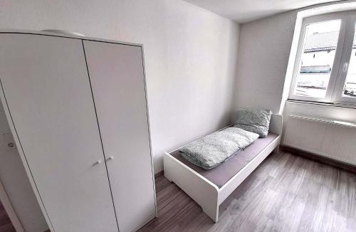 Budesheim Apartment | Spacious Work & Stay Apartments Büdesheim