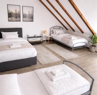 Kelkheim Apartment | Spacious Workers Longstay Kelkheim near Frankfurt am Main