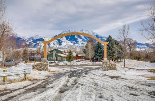 Emigrant Villa | Spacious Yellowstone River Retreat w/Trails!