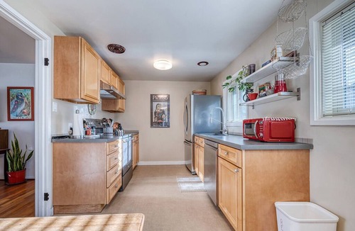 Southeast Eugene House | Spacious yet cozy 3-BR home in lovely SE Eugene near University of Oregon