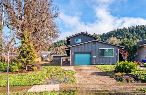Southeast Eugene House | Spacious yet cozy 3-BR home in lovely SE Eugene near University of Oregon