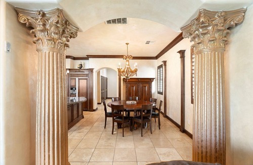 Laveen Village House | Spanish Castle - Huge yard+Basketball+Sleeps 25!