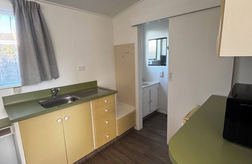 Napier Hotel | Spanish Lady Motel