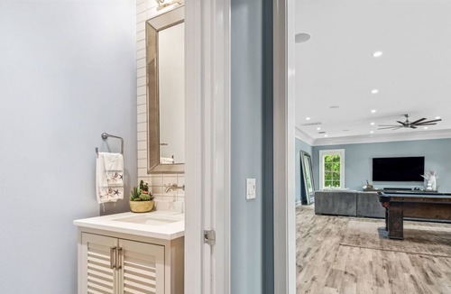 Beach Park House | Spanish Main Waterfront