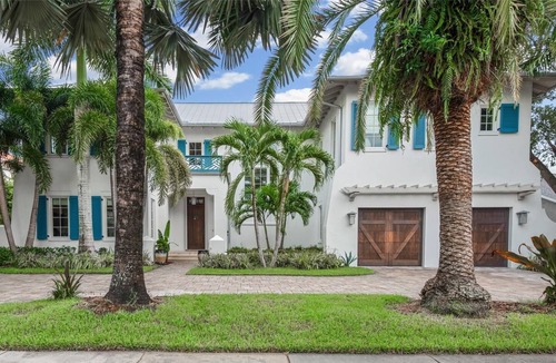Beach Park House | Spanish Main Waterfront