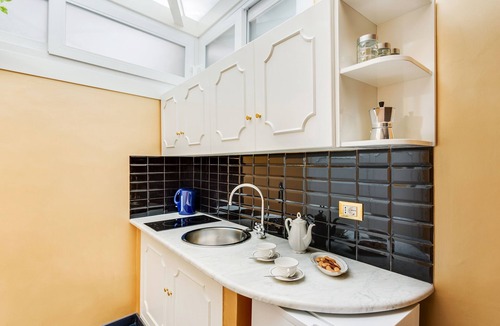 Rione IV Campo Marzio Apartment | Spanish Steps Amazing Apartment