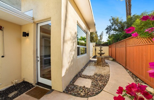 Baristo House | Spanish-Style 2-bedroom house near Downtown Palm Springs