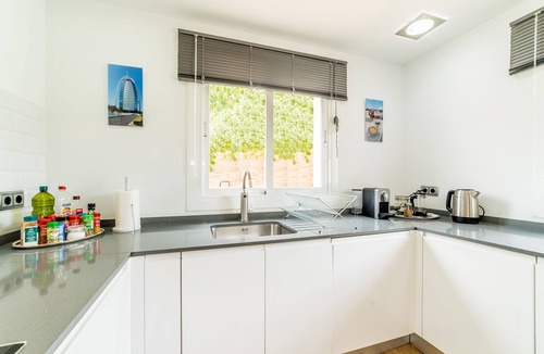 Badia Blava House | 🌴 Spanish villa with all-year wellness comfort 🌴