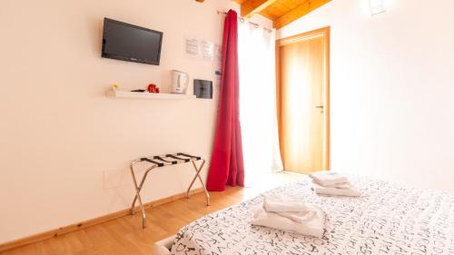 Cabras Bed & Breakfast | Spapparra B&B