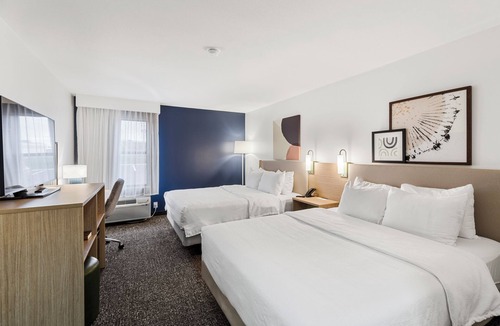 Abingdon Hotel | Spark by Hilton Abingdon I-81 near Fairgrounds