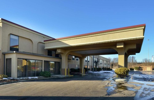 Pickerington Hotel | Spark by Hilton Columbus East Pickerington