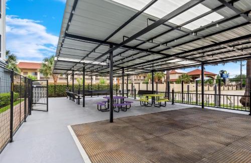 Southeast Houston Hotel | Spark By Hilton Houston Hobby Airport