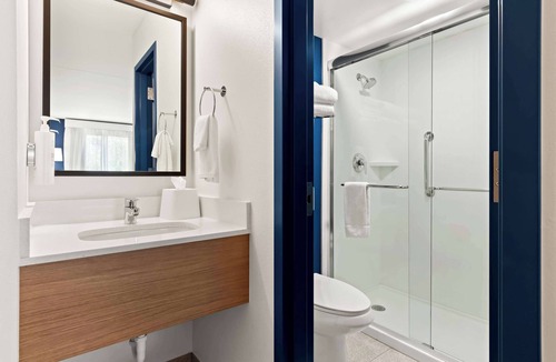 Hershey Hotel | Spark by Hilton Hummelstown Hershey