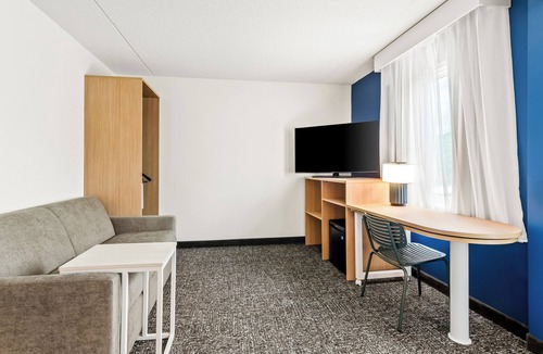 Lexington Hotel | Spark by Hilton Lexington