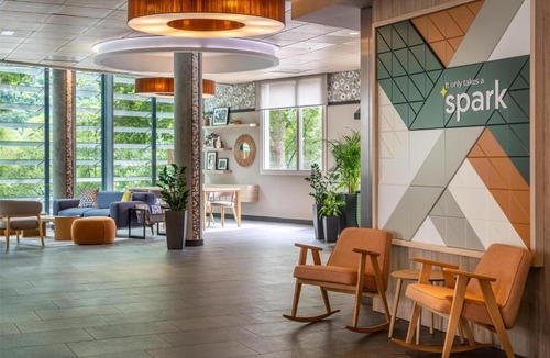 Le Bourg - Gare De Vaise Hotel | Spark by Hilton Lyon Ouest