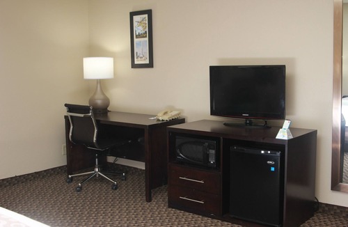 Matteson Hotel | Spark by Hilton Matteson Chicago I 57